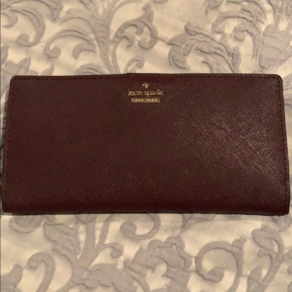 Kate Spade large slim bifold wallet EUC